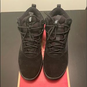 Vans Cerus Hi MTE Men’s Water Resistant Skate Shoes